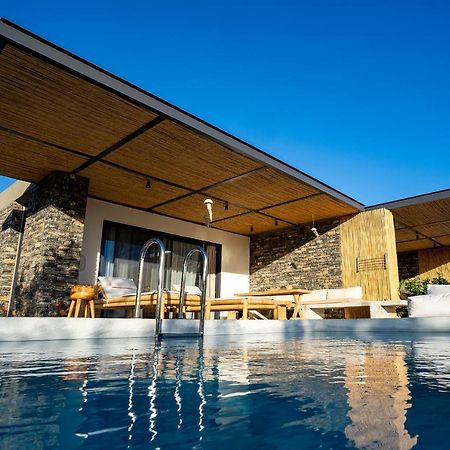 Akra Grammeno Beachfront Villas Palaiochora Exterior photo