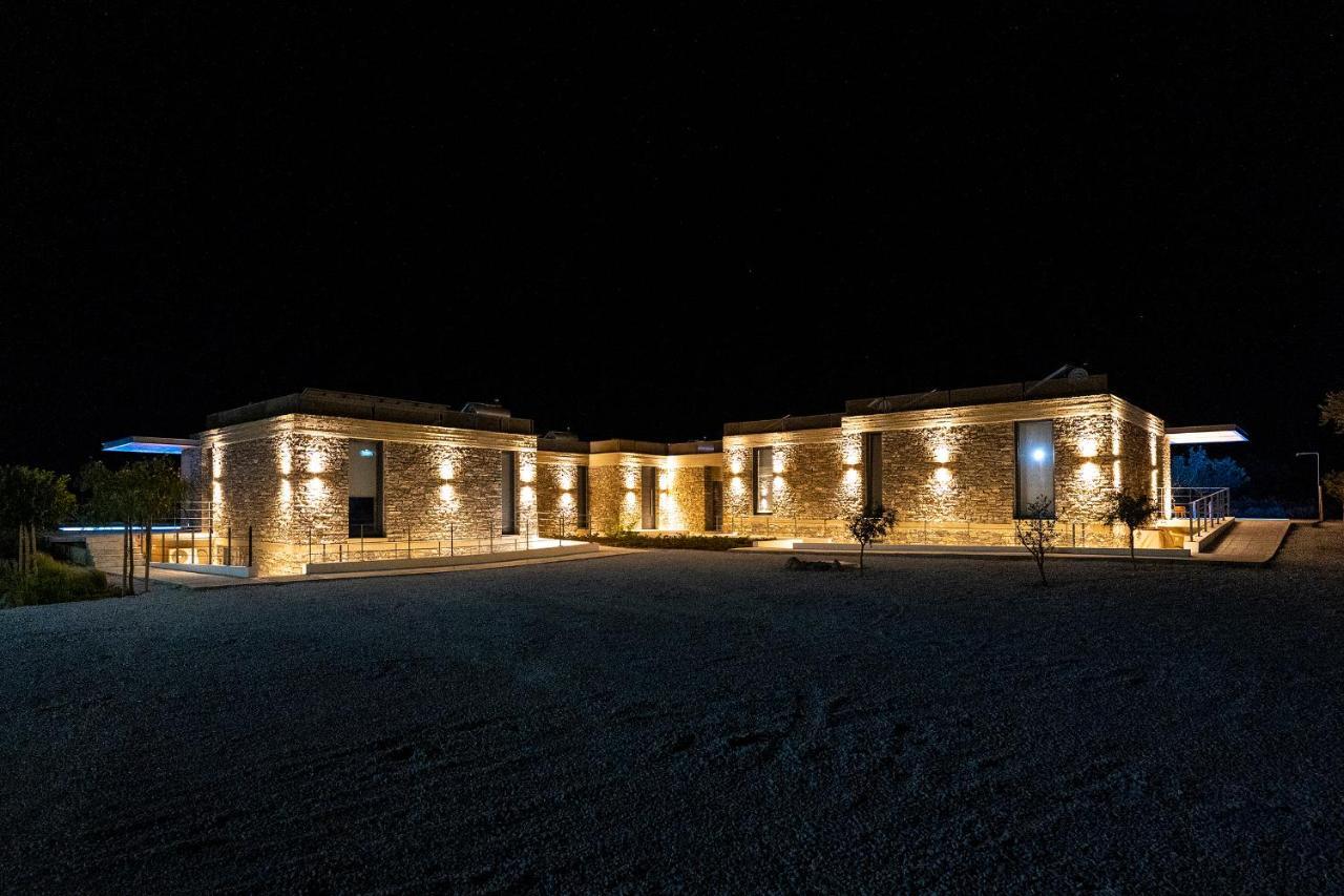 Akra Grammeno Beachfront Villas Palaiochora Exterior photo