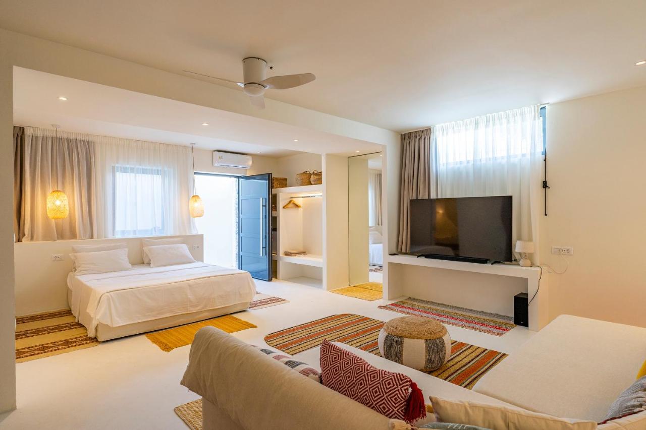 Akra Grammeno Beachfront Villas Palaiochora Exterior photo
